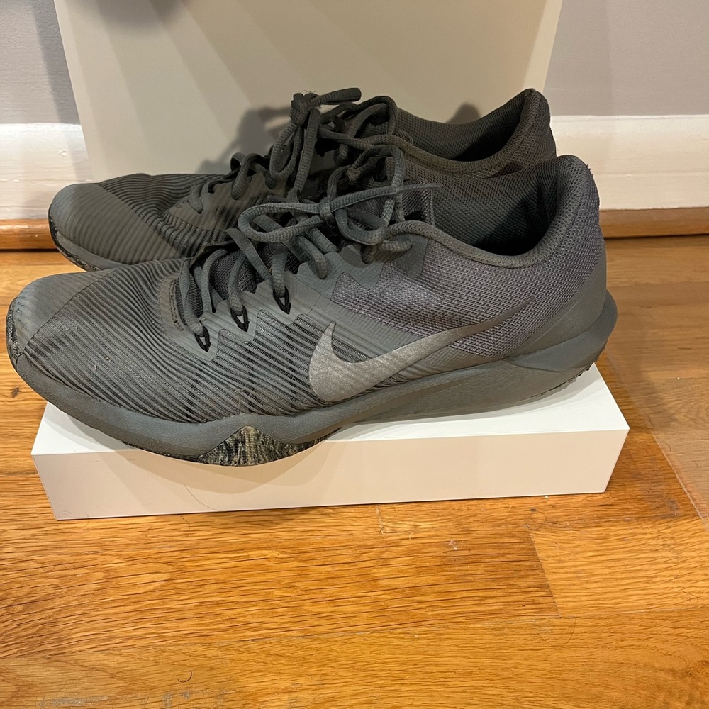 Nike training shoes